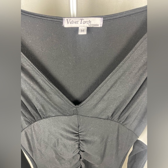 VELVET TORCH V-NECK LONG SLEEVE BLACK MIDI RIBBED DRESS SIZE MEDIUM NWT - Picture 4 of 11